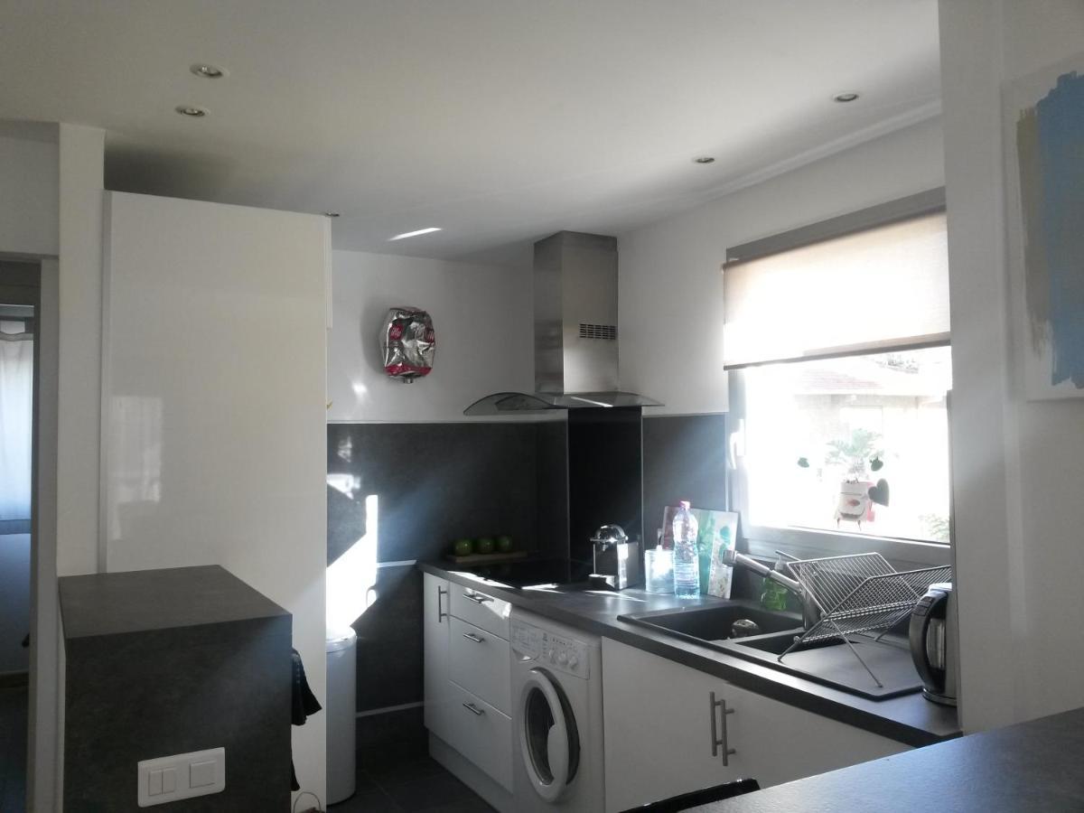 Chambre Double Avec Salle De Bain Commune, A 2 Min De La Croisette Cannes Exterior photo